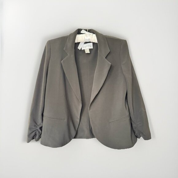 Womens Joseph Ribkoff Jacket Style 143148V Size 6 Black Cropped Blazer - Picture 1 of 8